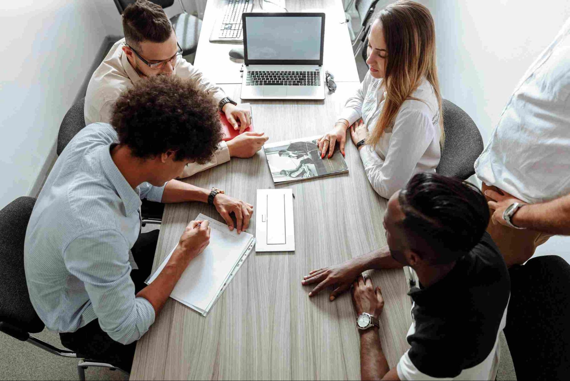 HubSpot Sales Pipeline Setup: Recommended Deal Stages 