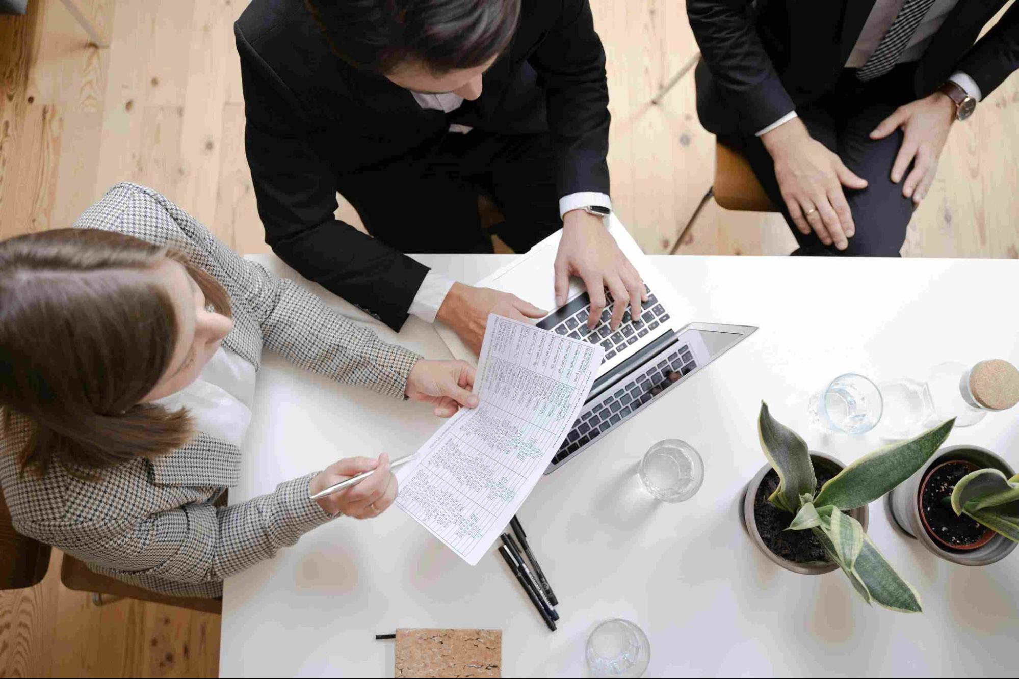 Student Lifecycle Journey vs Sales Pipeline Setup 