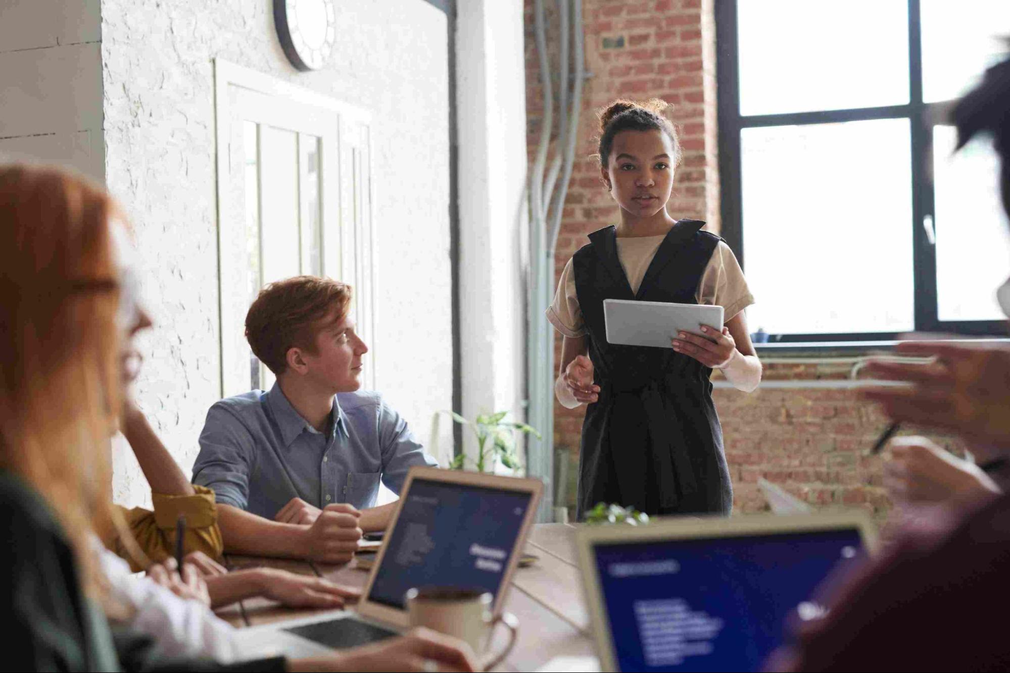 Monitoring and Adjusting Your Salesforce ROI Strategy 